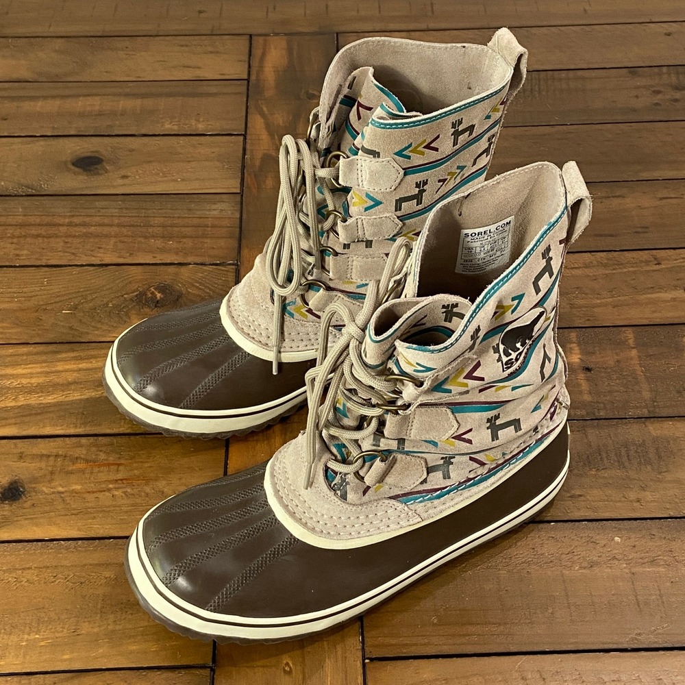 Sorel Winter Carnival limited edition Waterproof Boots Moose Print Tan Womens 10